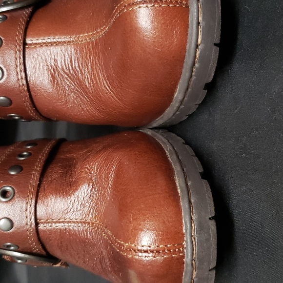 Born Concept BOC Brown Leather Chunky Heel Mules with Buckle Detail, 7 - Picture 8 of 8